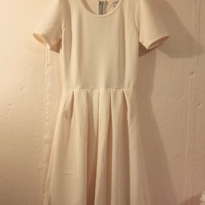 Puff sleeve dress